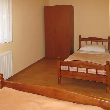 Haus Tara 409s * Maslenica